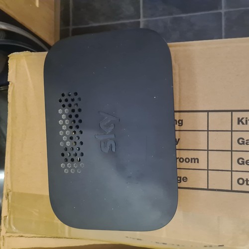 Sky box 1tb compatible - box, with