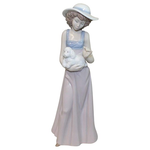 Nao pampered poodle porcelain - pampered,