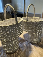 2 X White Wicker Stair Baskets In Excellent Condition