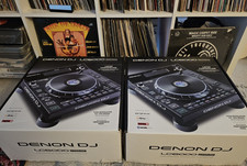 Pair x 2  Denon DJ LC6000