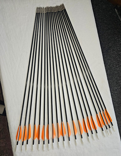 Black fibreglass target arrows - black,