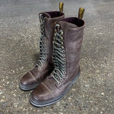 Dr Martens Triumph Boots
