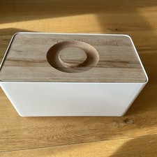 Joseph Joseph White Bread Bin with Wooden Lid / Chopping Board 