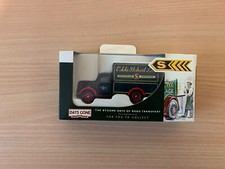 LLEDO DAYS GONE DIECAST FIGURE - EDDIE STOBART - BEDFORD BOX VAN - DG059029