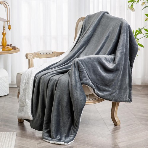 Sherpa fleece throw - sherpa,