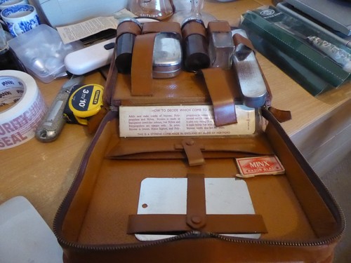 Vintage mens grooming set a - vintage,