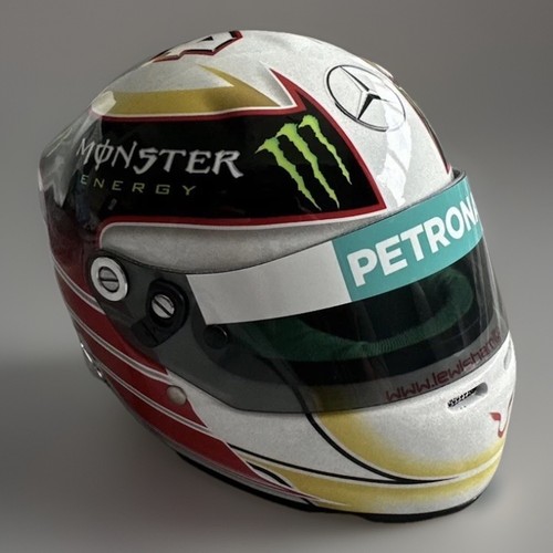 Lewis hamilton scale - hamilton, 1/2