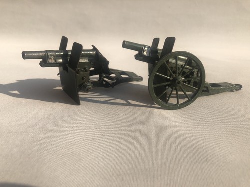 Britains 9715 guns - 2, of