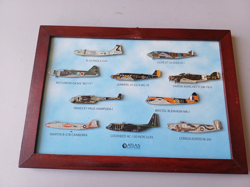 Atlas editions aircraft pin - aircraft,