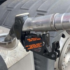 Hgv fuel pump trigger holder - pump,