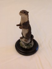 Country Artists Otter Figurine