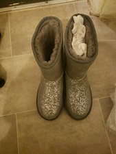 Ladies UGG classic short boots with flecks uk 5 new