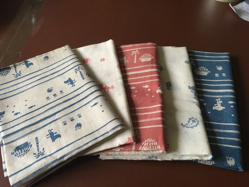 Fabric fat quarters - 5,
