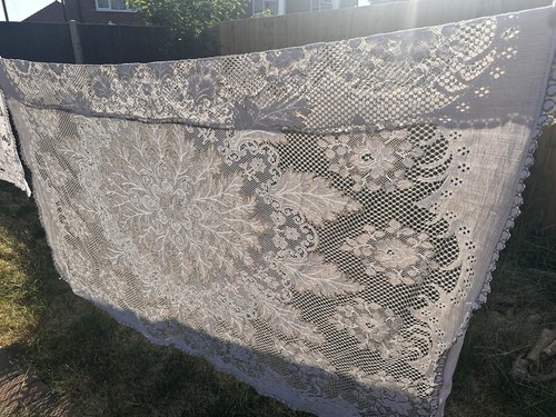 Vintage cream lace tablecloth - vintage,