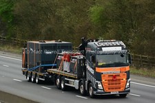 Truck Photo 12x8 - Volvo FH -