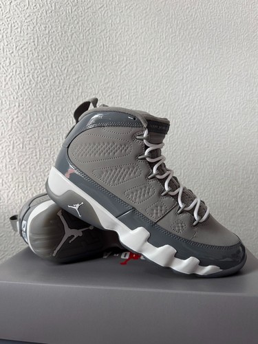 Air jordan retro - air,