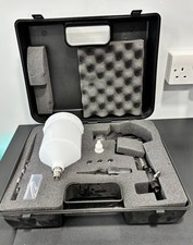 Walcom Genesi Carboni 360 Digital HTE Clear 1.2 spray gun