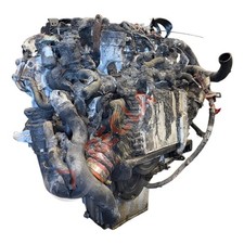 LAND ROVER Range Rover L560