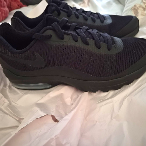 Nike air black low top - nike,