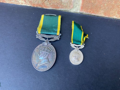 Silver territorial army - silver,