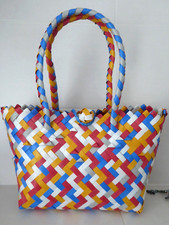 HAND MADE RECYCLED PLASTIC WOVEN TOTE COLOURFUL BAG NEW WITHOUT TAGS