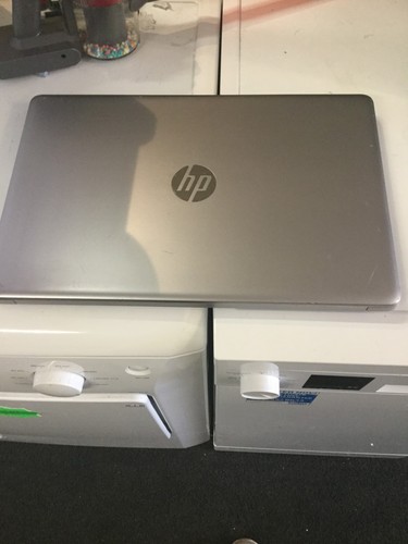 Faulty untested laptop for - faulty/untested, hp