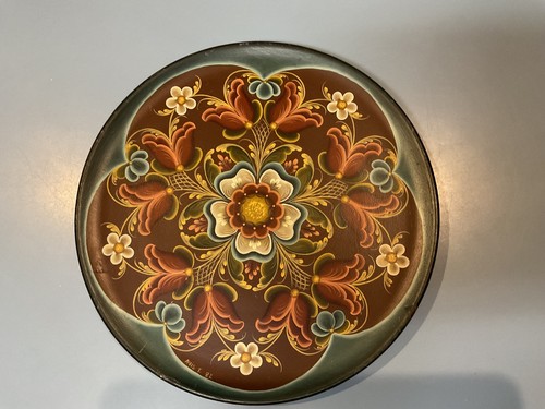 1982 handpainted - handpainted, 10”
