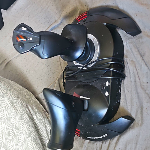 Thrustmaster flight hotas x - thrustmaster,