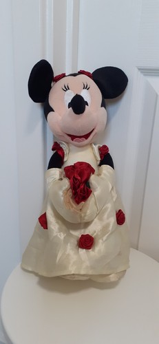 Vintage minnie mouse - minnie,