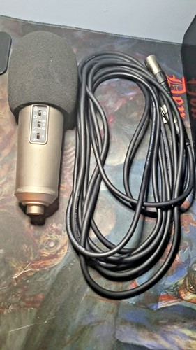 Rode nt2 microphone with pop - nt2-a,