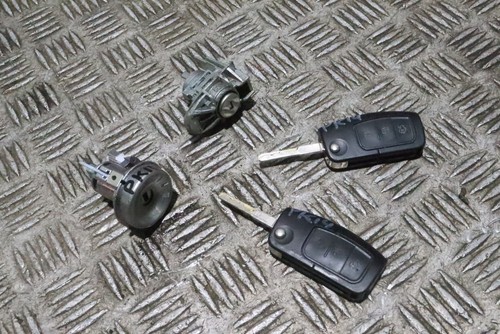 Ford fiesta mk7 st180 - ford, keys
