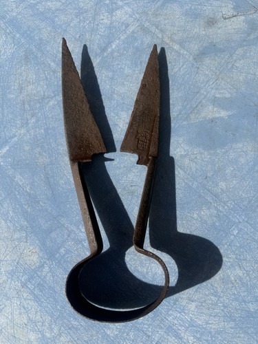 Pair vintage sheep shears - vintage,