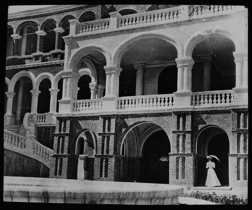 Lady outside khartoum palace - outside,