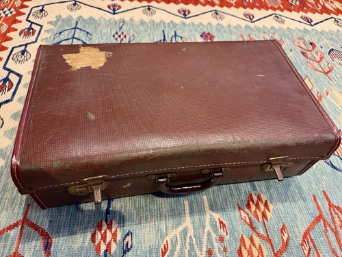 Vintage 1950s suitcase - vintage,