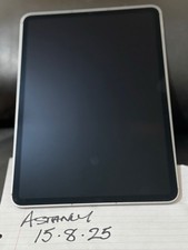 Apple iPad Pro 3rd Gen 11-inch Wi-Fi Cellular Tablet 2021 128GB + Magic Keyboard