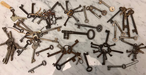 Job lot dozens antique - lot,