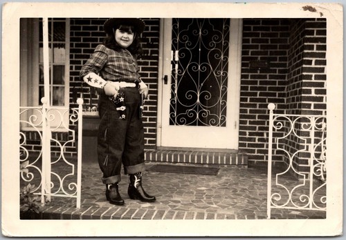 Vintage snapshot young - young, girl