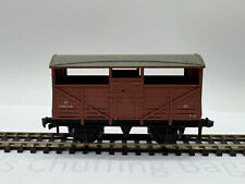 B2619 Plain Brown Livestock