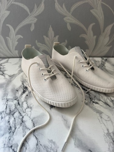 Ladies white tie - , plimsole