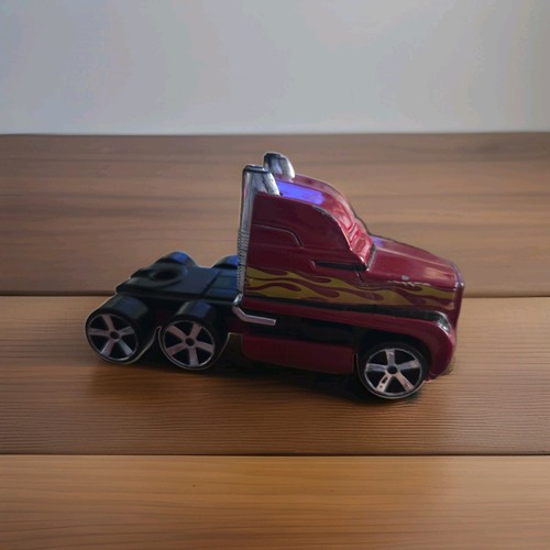 Hot wheels truck lorry 2002 - hot,