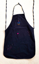 UNWORN CHILD'S APRON / PINNY
