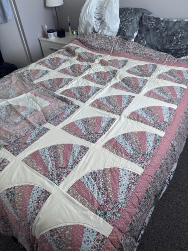 Patch work effect - bed, spread