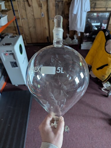 Pyrex round sepratory - pyrex,