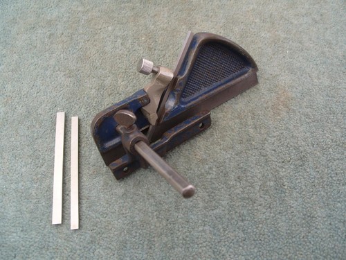 Record 040 small plough - no,
