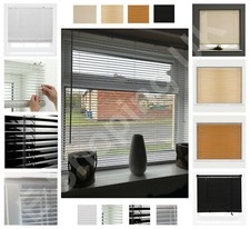 PVC Venetian Blinds Window