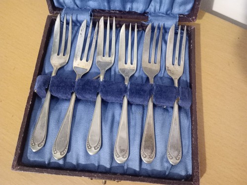 Vintage pastry forks box - vintage,