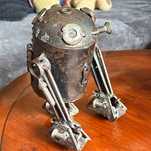 Nuts and bolts figure - r2,