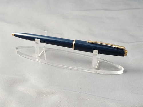 Parker blue ballpoint pen - 45,