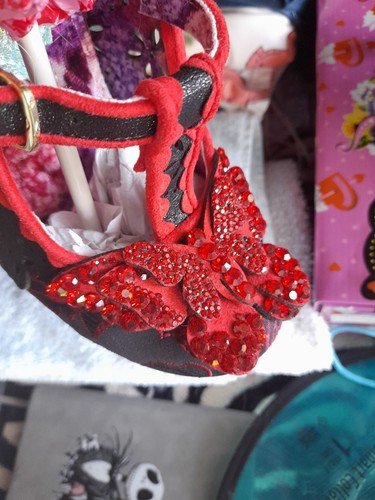 Irregular choice size worn - size, 41