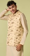 Men's Shalwar Kameez with Waistcoat Size S New Without Tags